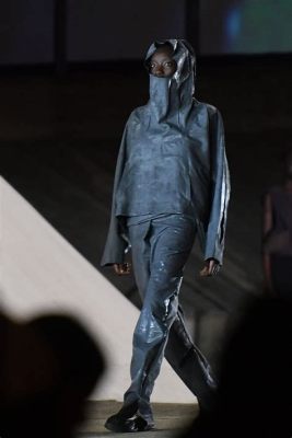 Le Yeezy Fashion Show à Paris : Un mélange explosif de haute couture et d'influences hip-hop